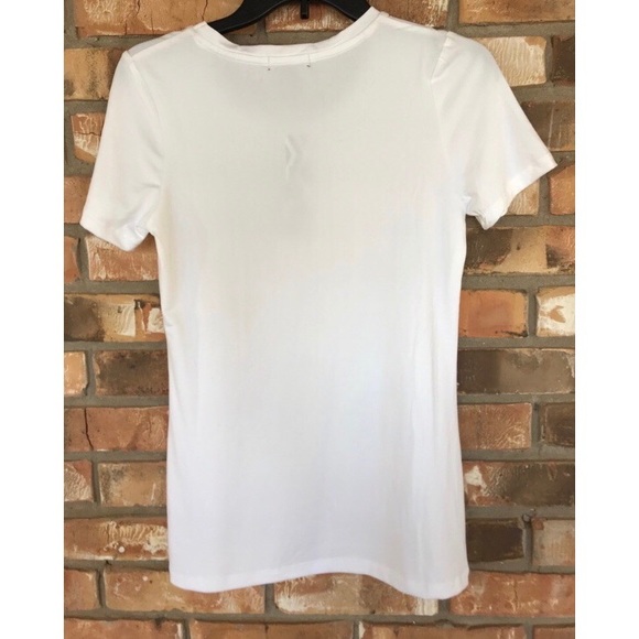 Belle Tweed Women’s Breast Cancer Hope Tee Small - Picture 2 of 4